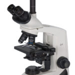 MICROSCOPIO TRINOCULAR LABOMED